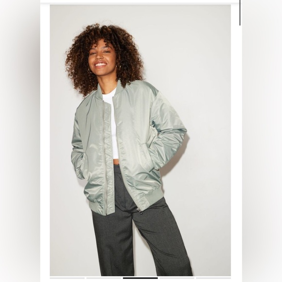 Dynamite Jackets & Blazers - Dynamite Green Bomber Jacket in XS